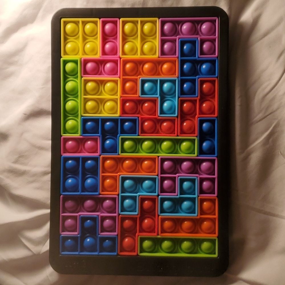 NEW POPIT 27 PIECE BUILDING BLOCK GAME